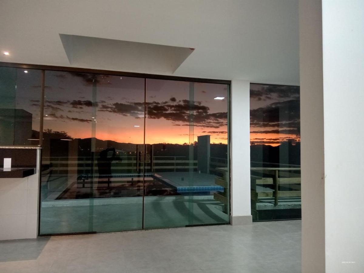 Recanto Brenda - Casa Luxo Capitolio Com Vista Pro Lago, Escarpas E Morrochapeu Eksteriør billede